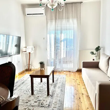 Atelier Poly - Two Bedroom For 5 Persons -50m To Metro Sintrivani Station- 6th Floor Plain View - Center - סלוניקי