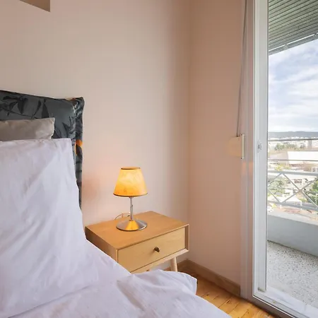 Atelier Poly - Two Bedroom For 5 Persons -50m To Metro Sintrivani Station- 6th Floor Plain View - Center - Saloniki