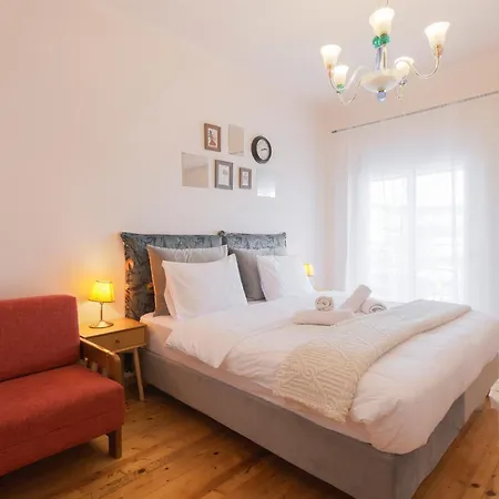 Atelier Poly - Two Bedroom For 5 Persons -50m To Metro Sintrivani Station- 6th Floor Plain View - Center - Apartament