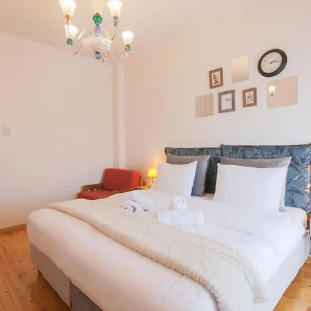 Atelier Poly - Two Bedroom For 5 Persons -50m To Metro Sintrivani Station- 6th Floor Plain View - Center - Apartament *