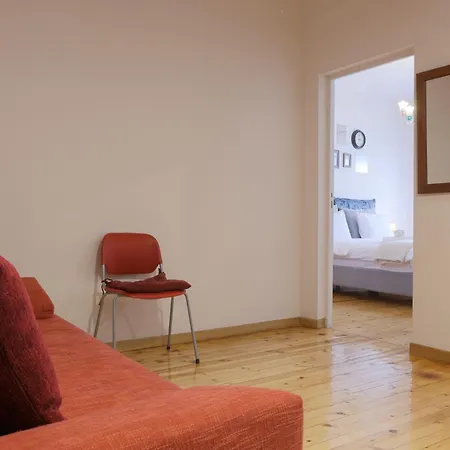 Atelier Poly - Two Bedroom For 5 Persons -50m To Metro Sintrivani Station- 6th Floor Plain View - Center - Apartament