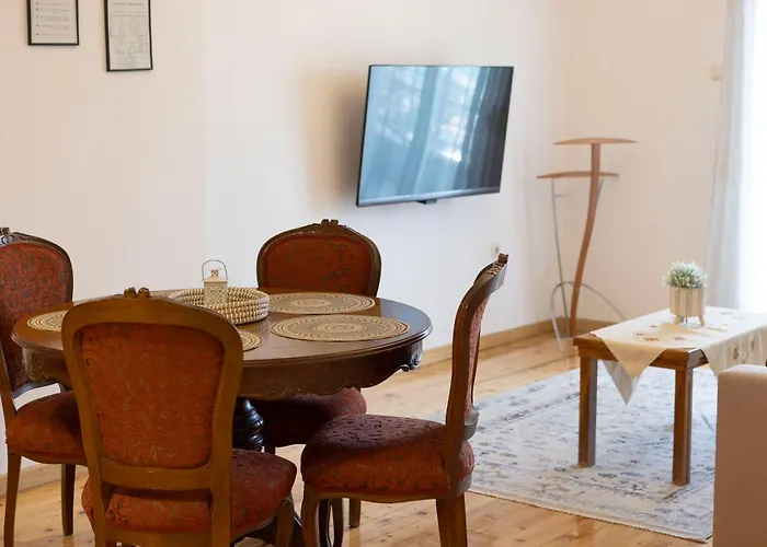 Appartement Atelier Poly - Two Bedroom For 5 Persons -50m To Metro Sintrivani Station- 6th Floor Plain View - Center - Thessalonique