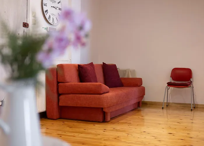 Atelier Poly - Two Bedroom For 5 Persons -50m To Metro Sintrivani Station- 6th Floor Plain View - Center - Appartement *