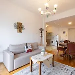 Atelier Poly - Two Bedroom For 5 Persons -50m To Metro Sintrivani Station- 6th Floor Plain View - Center - Thessaloniki