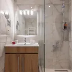 公寓 Atelier Poly - Two Bedroom For 5 Persons -50m To Metro Sintrivani Station- 6th Floor Plain View - Center - 塞萨洛尼基
