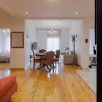 Apartment Atelier Poly - Two Bedroom For 5 Persons -50m To Metro Sintrivani Station- 6th Floor Plain View - Center - *
