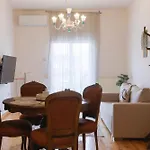 Atelier Poly - Two Bedroom For 5 Persons -50m To Metro Sintrivani Station- 6th Floor Plain View - Center - 公寓 塞萨洛尼基
