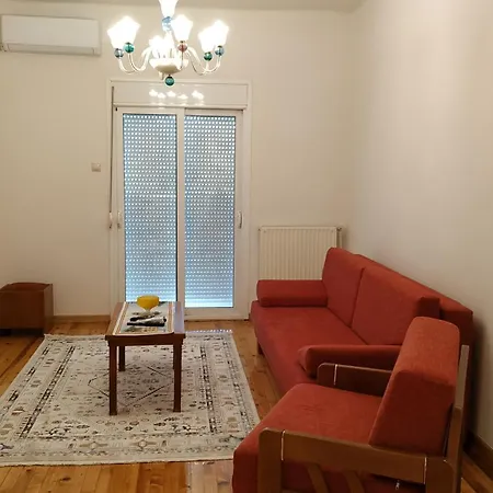 Atelier Poly - Two Bedroom For 5 Persons -50m To Metro Sintrivani Station- 6th Floor Plain View - Center - سالونيك