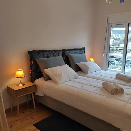 Atelier Poly - Two Bedroom For 5 Persons -50m To Metro Sintrivani Station- 6th Floor Plain View - Center - *