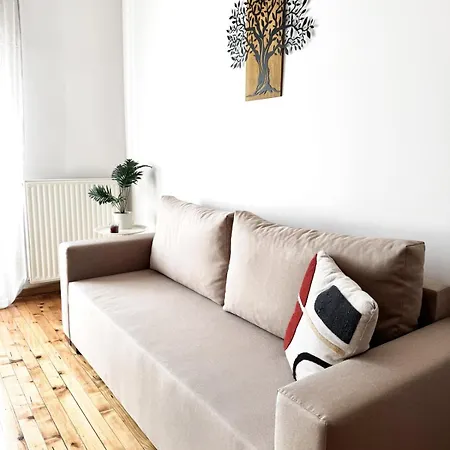 아파트 Atelier Poly - Two Bedroom For 5 Persons -50m To Metro Sintrivani Station- 6th Floor Plain View - Center - *