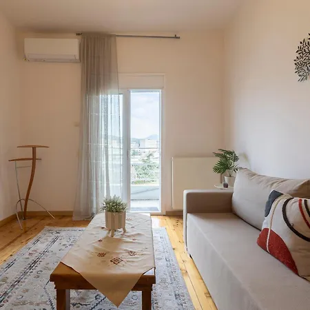 Atelier Poly - Two Bedroom For 5 Persons -50m To Metro Sintrivani Station- 6th Floor Plain View - Center - *