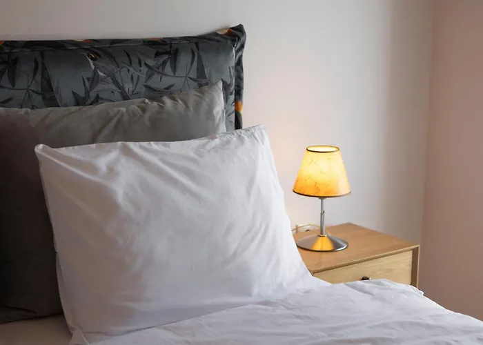 Atelier Poly - Two Bedroom For 5 Persons -50m To Metro Sintrivani Station- 6th Floor Plain View - Center - Апартаменты