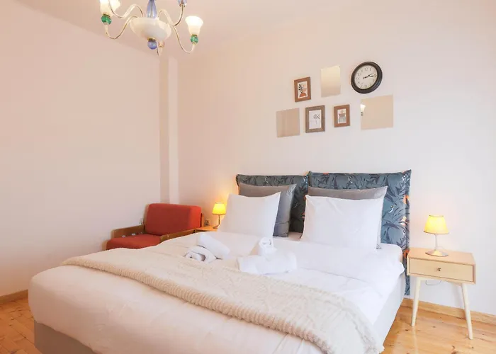 Atelier Poly - Two Bedroom For 5 Persons -50m To Metro Sintrivani Station- 6th Floor Plain View - Center - *
