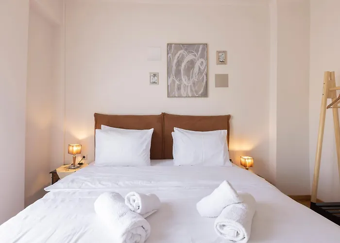 Atelier Poly - Two Bedroom For 5 Persons -50m To Metro Sintrivani Station- 6th Floor Plain View - Center - Apartment