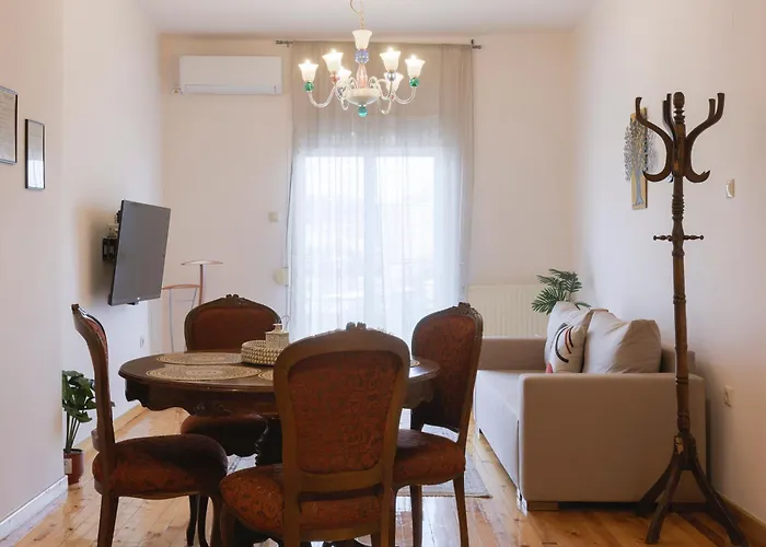 Atelier Poly - Two Bedroom For 5 Persons -50m To Metro Sintrivani Station- 6th Floor Plain View - Center - 公寓 塞萨洛尼基