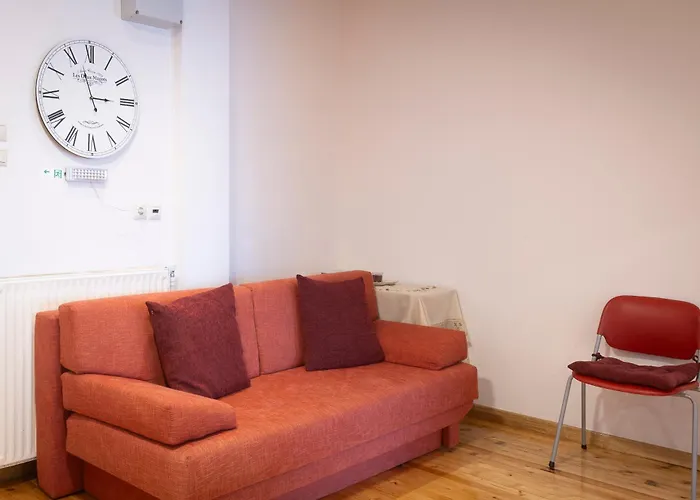 Apartment Atelier Poly - Two Bedroom For 5 Persons -50m To Metro Sintrivani Station- 6th Floor Plain View - Center - Thessaloniki