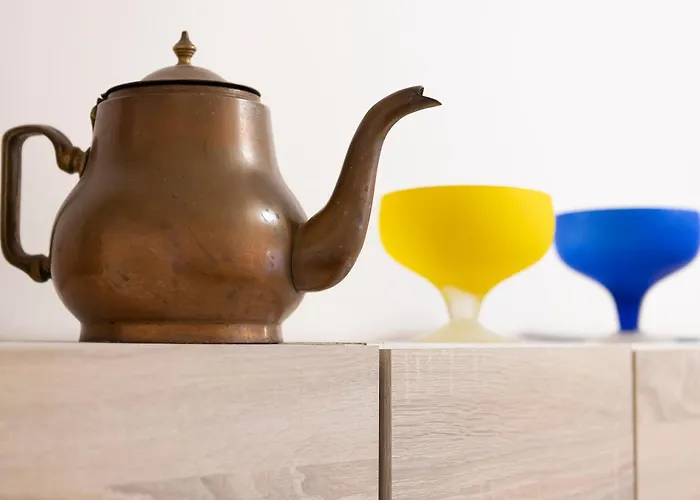 Atelier Poly - Two Bedroom For 5 Persons -50m To Metro Sintrivani Station- 6th Floor Plain View - Center -