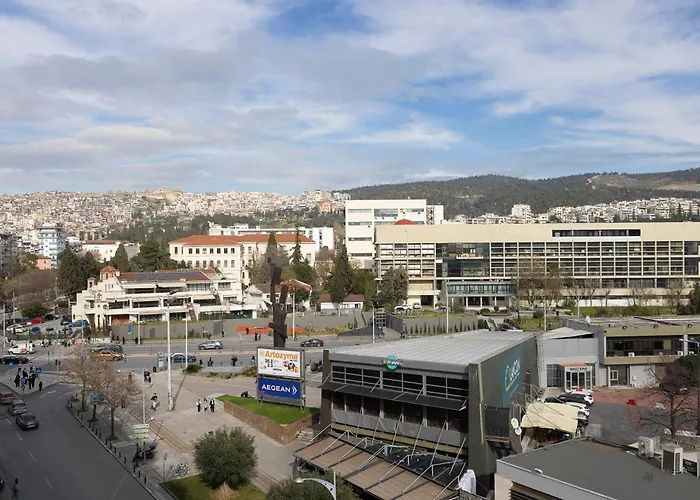 Atelier Poly - Two Bedroom For 5 Persons -50m To Metro Sintrivani Station- 6th Floor Plain View - Center - Thessaloniki