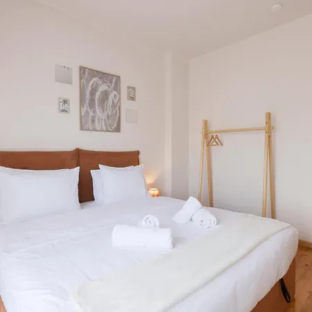Atelier Poly - Two Bedroom For 5 Persons -50m To Metro Sintrivani Station- 6th Floor Plain View - Center - 아파트