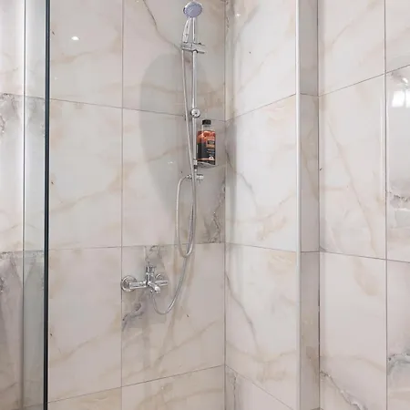 Atelier Poly - Two Bedroom For 5 Persons -50m To Metro Sintrivani Station- 6th Floor Plain View - Center - * 테살로니키