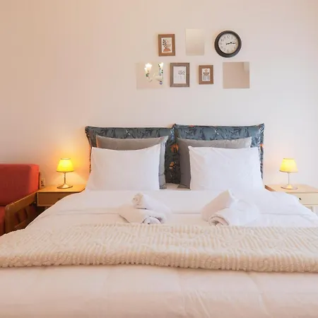 아파트 Atelier Poly - Two Bedroom For 5 Persons -50m To Metro Sintrivani Station- 6th Floor Plain View - Center -