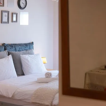 아파트 Atelier Poly - Two Bedroom For 5 Persons -50m To Metro Sintrivani Station- 6th Floor Plain View - Center - *